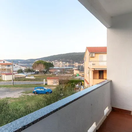 Apartman Gurman 2 - Rab *
