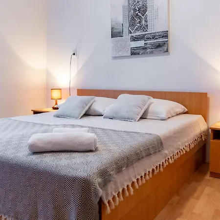 Apartman Gurman 2 - Rab