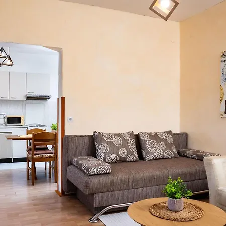Gurman 2 - Rab Apartman Supetarska Draga
